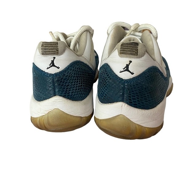 Nike Air Jordan 11 Low Snake skin Navy (2019) size 9 mens main image 10